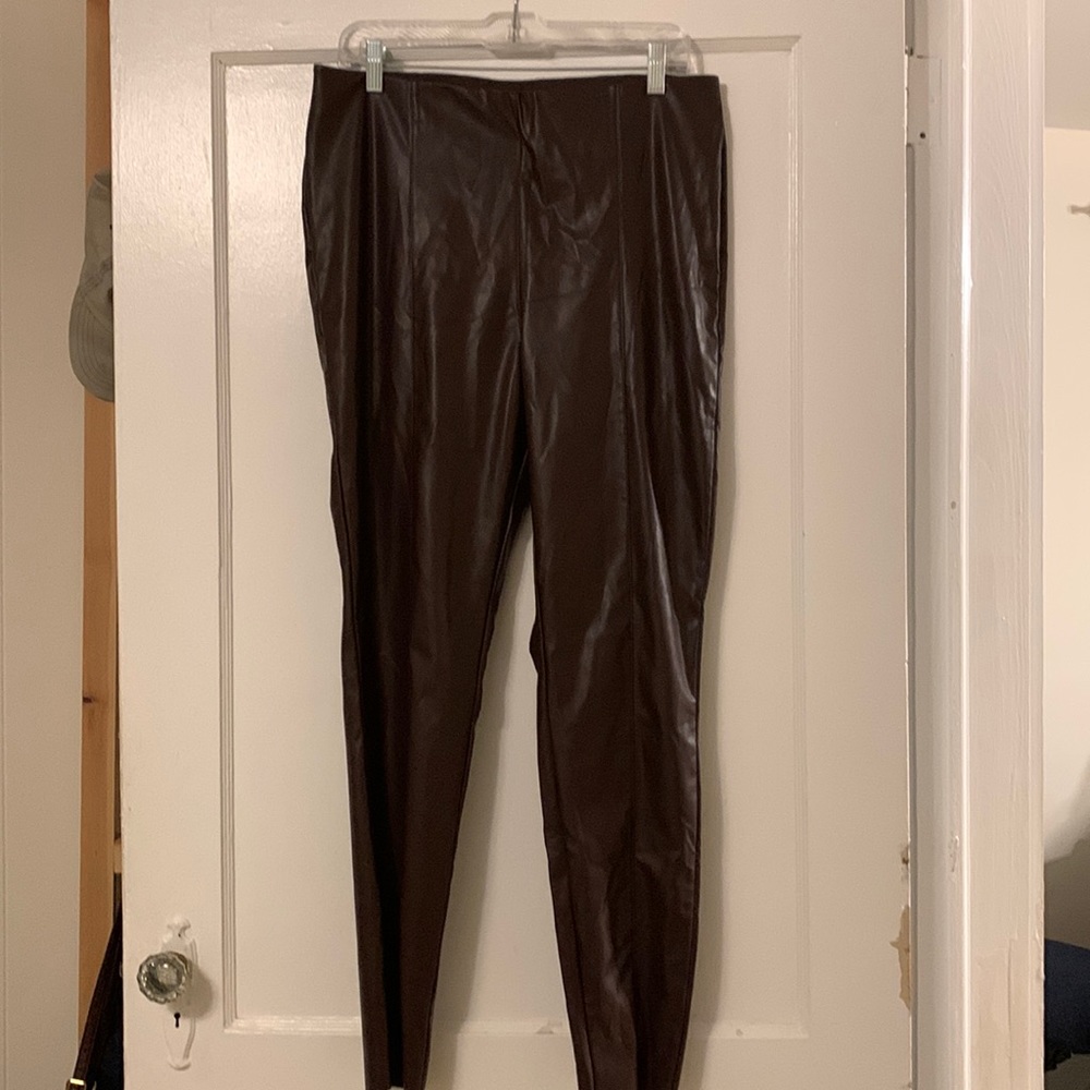 H&M dark brown faux leather pull on pant - NWOT-